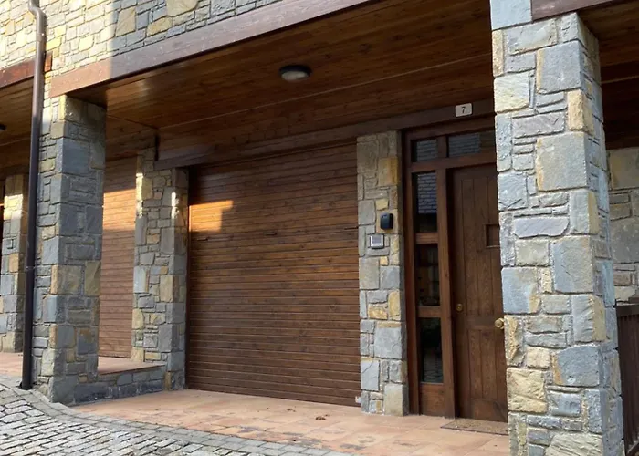 Casa Val De Unhola بيت للعطل